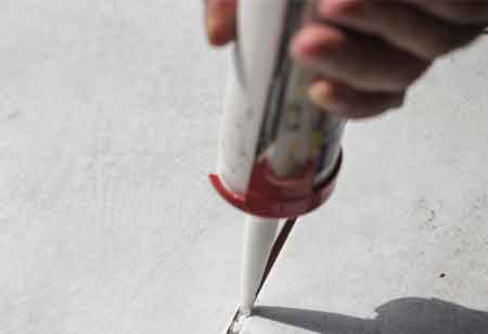 Five Common Types of Adhesives Used in Construction
