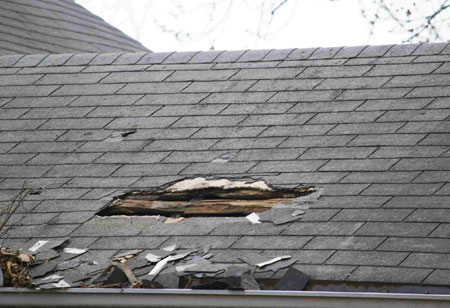 How to Identify Roofing Issues